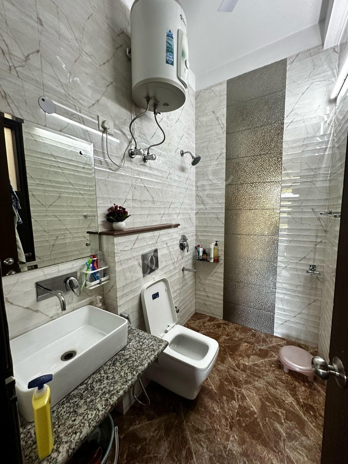 Property Photos 23