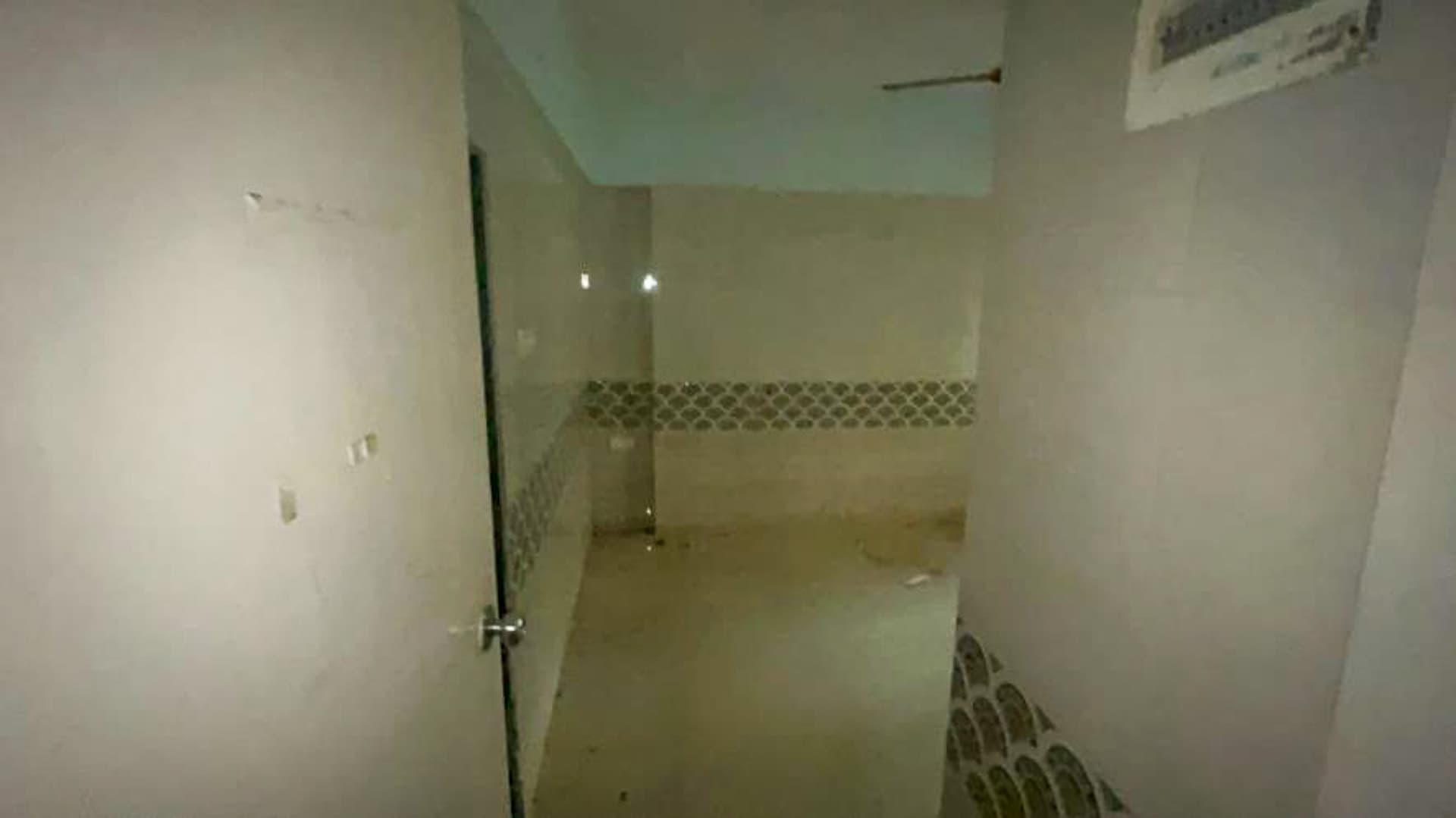 Property Photos 35