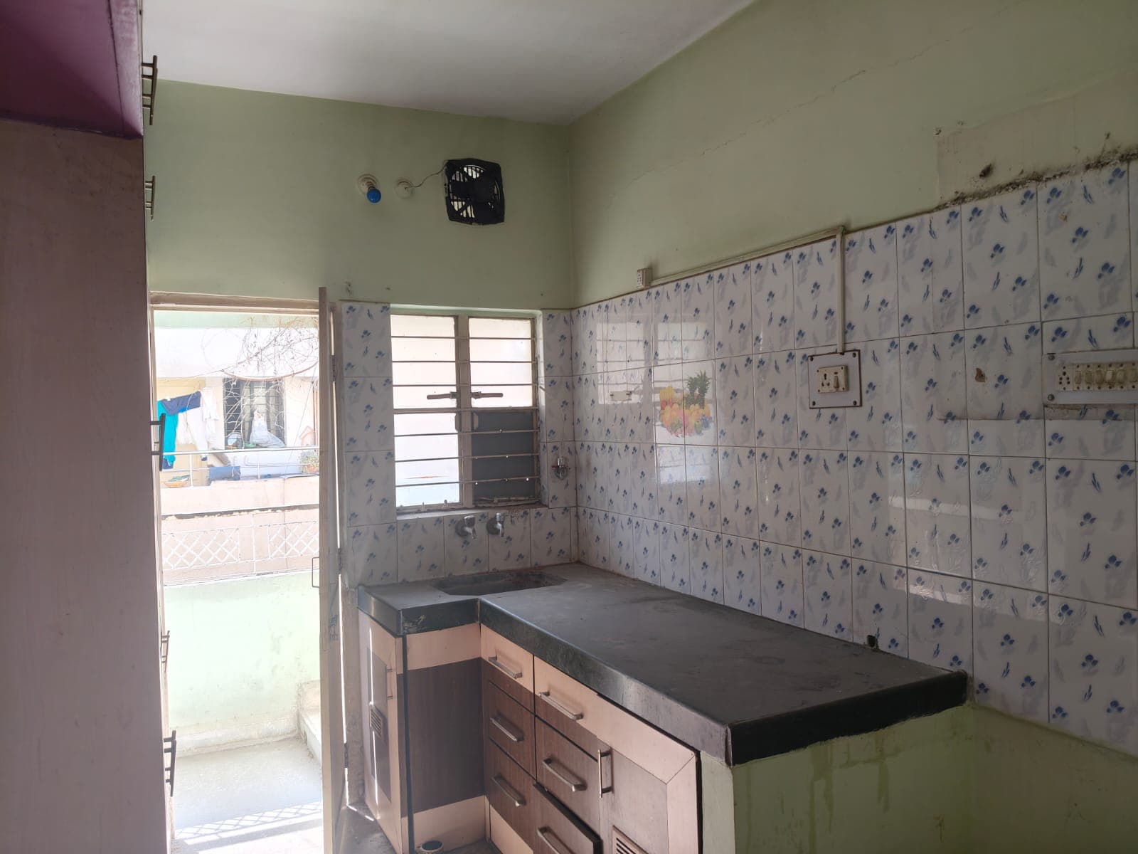 Property Photos 9