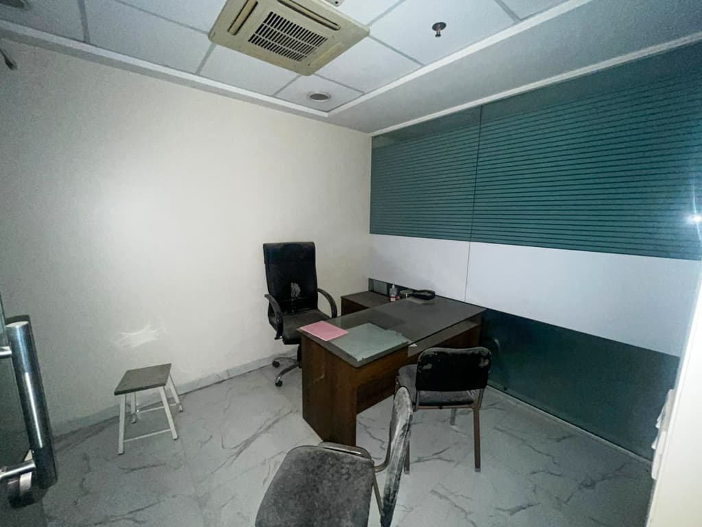 Property Photos 12