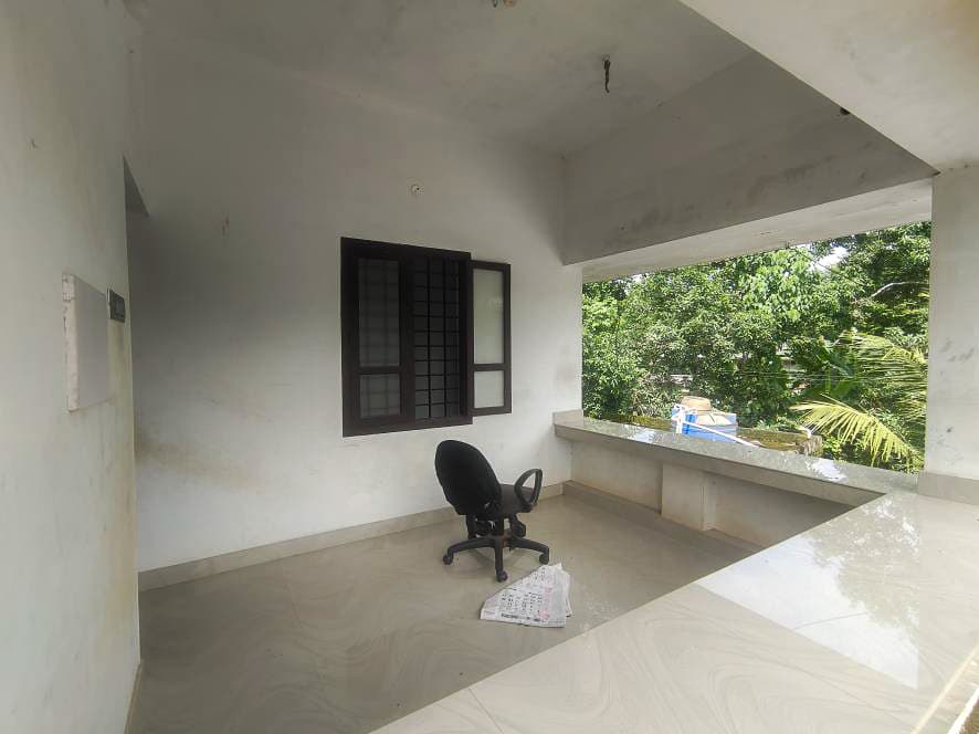 Property Photos 9