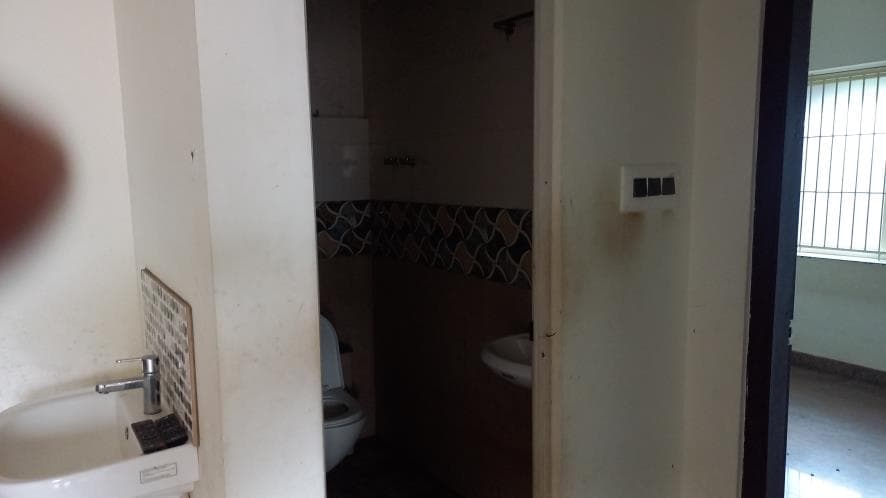 Property Photos 6