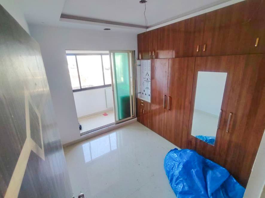 Property Photos 7