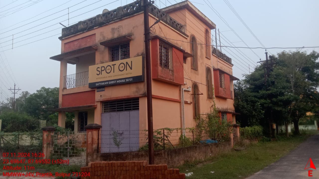 Property Photos 6