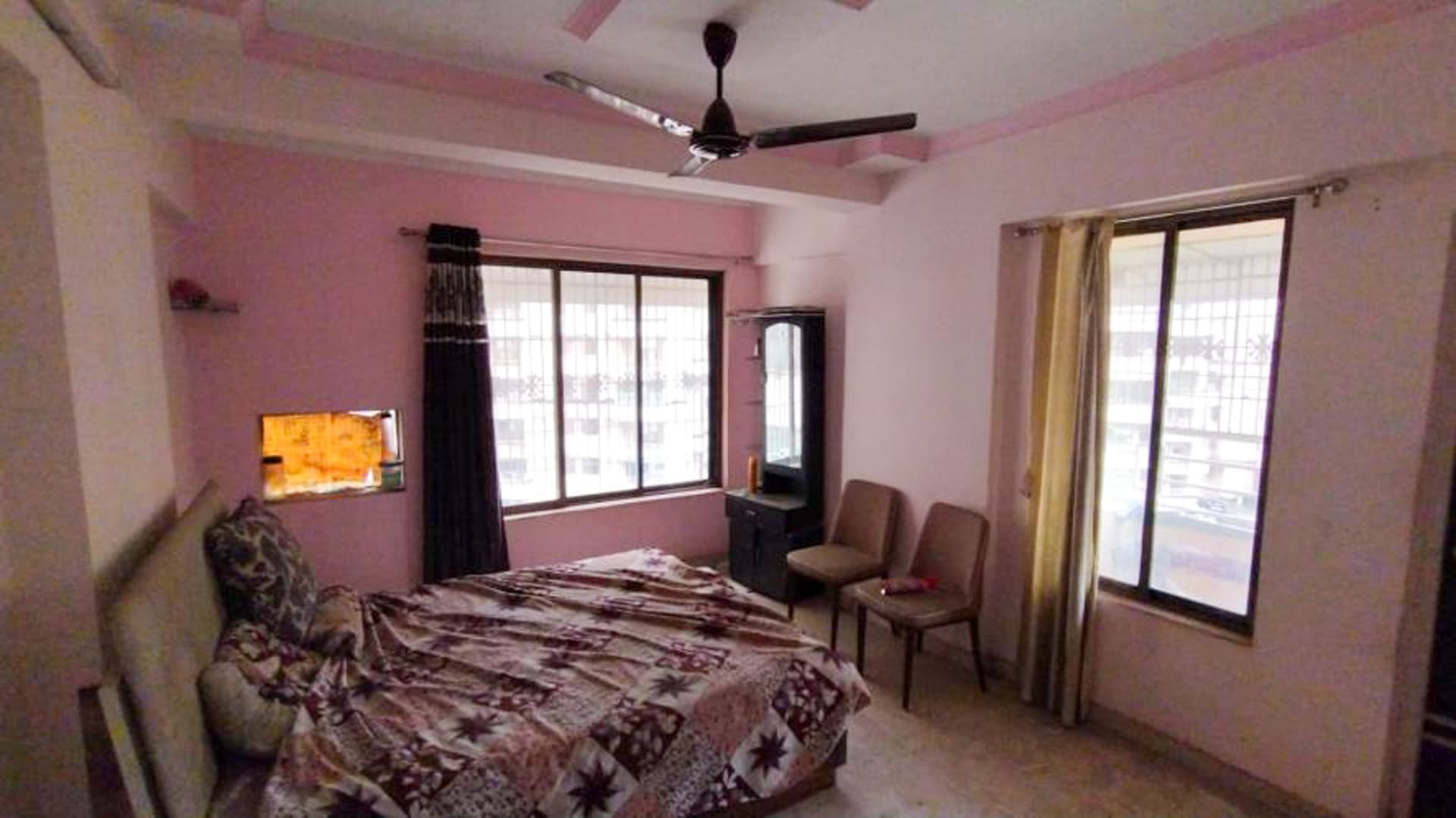 Property Photos 29