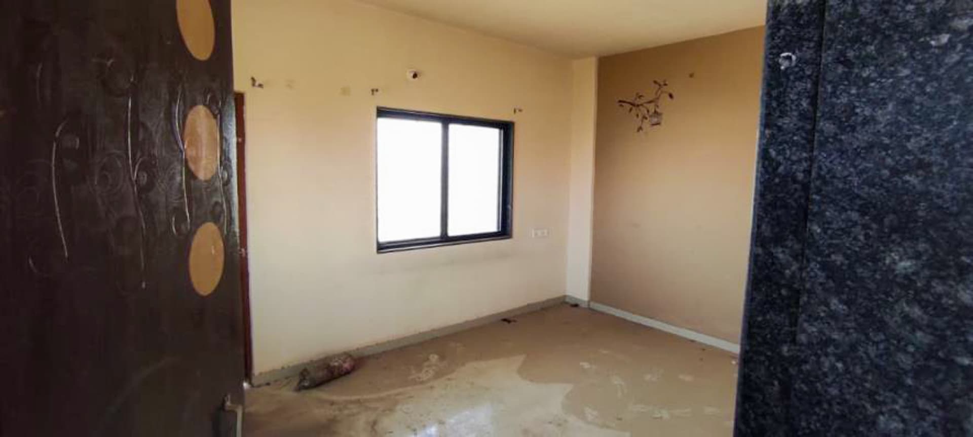 Property Photos 6