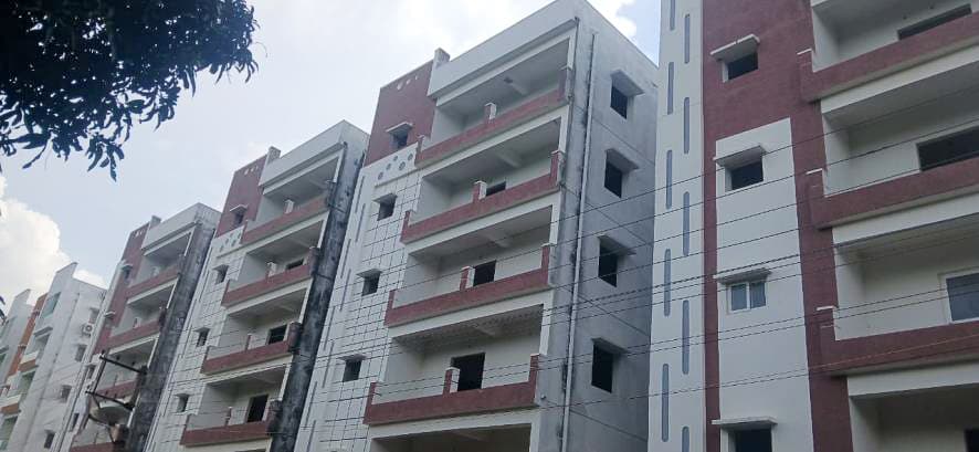 Property Photos 23