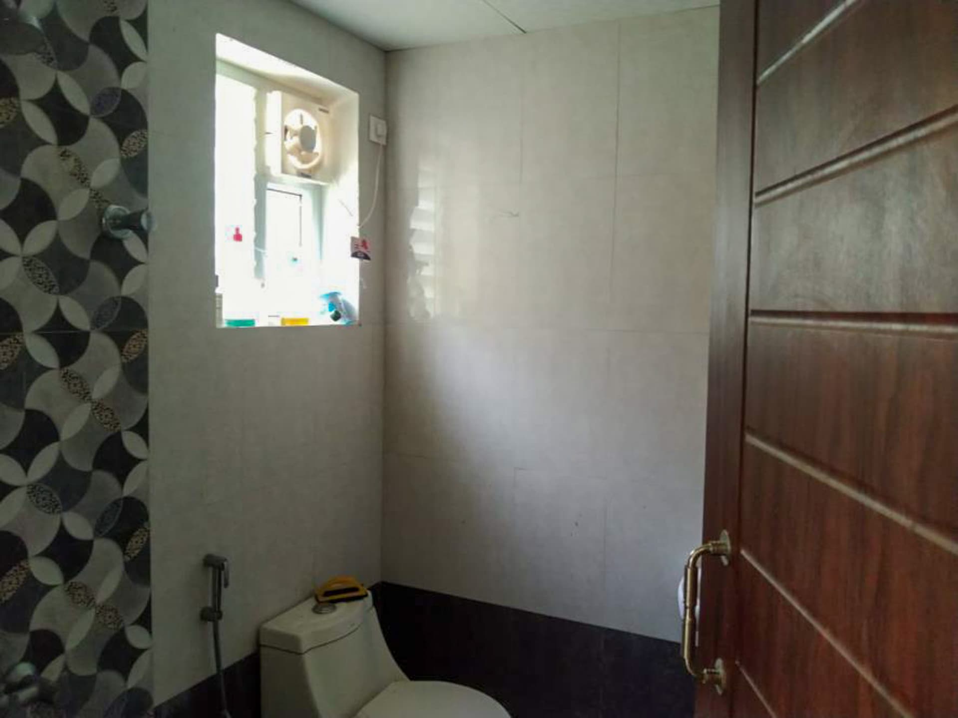Property Photos 35