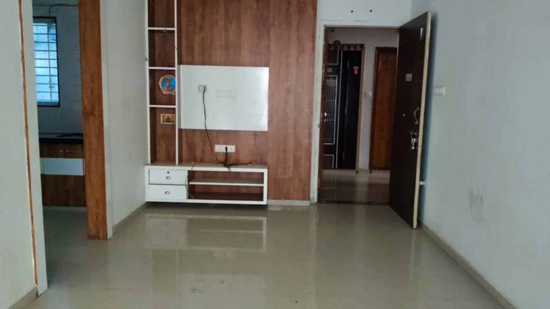 Property Photos 9