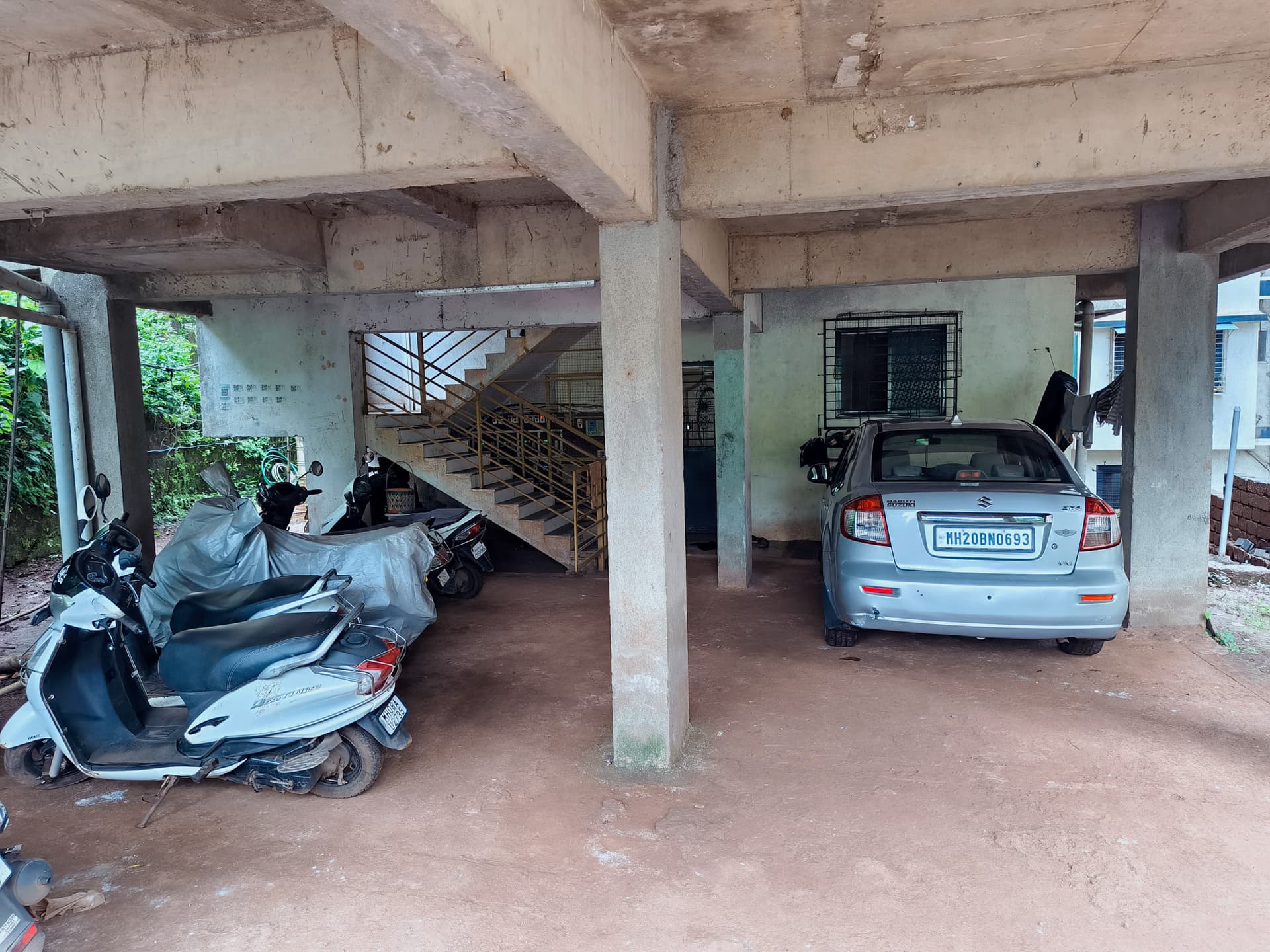 Property Photos 6