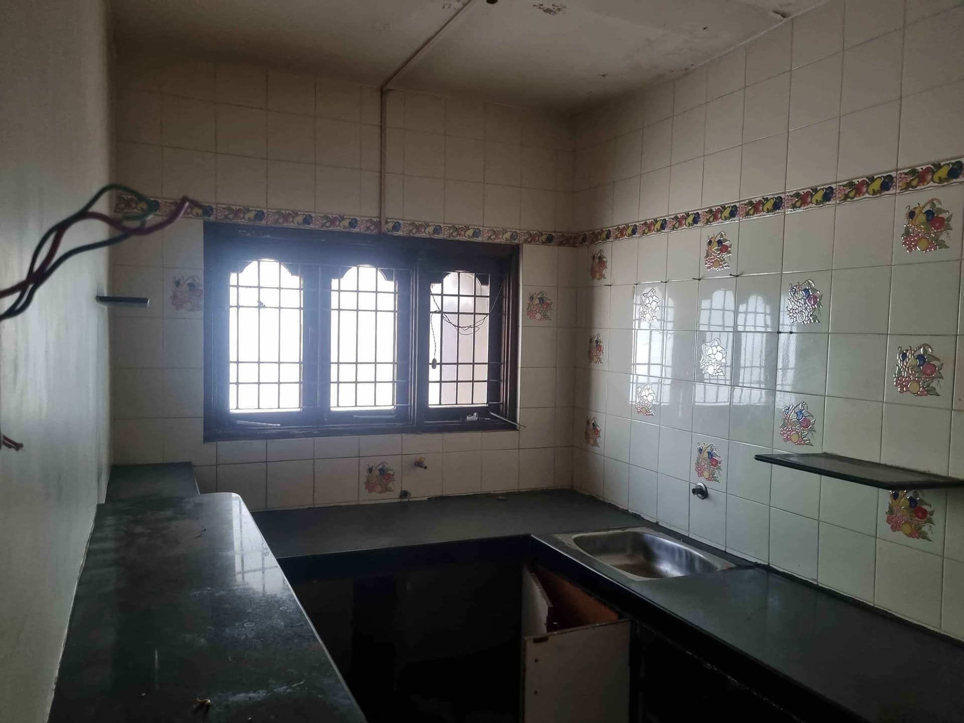 Property Photos 6