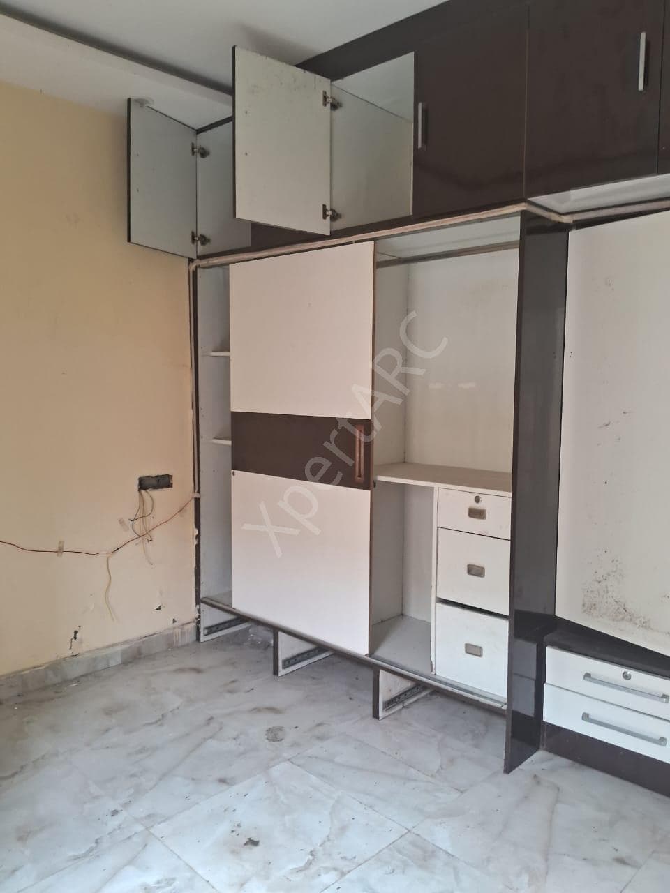 Property Photos 8