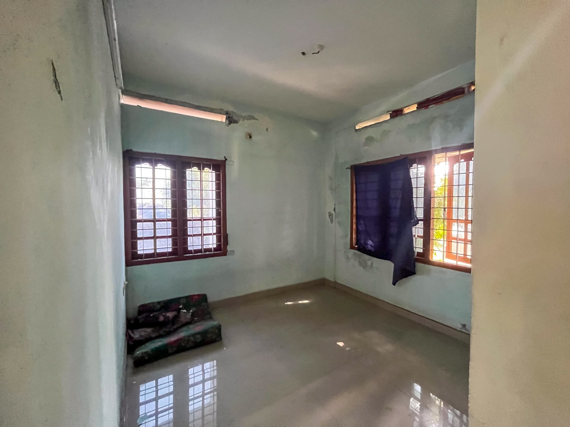 Property Photos 26