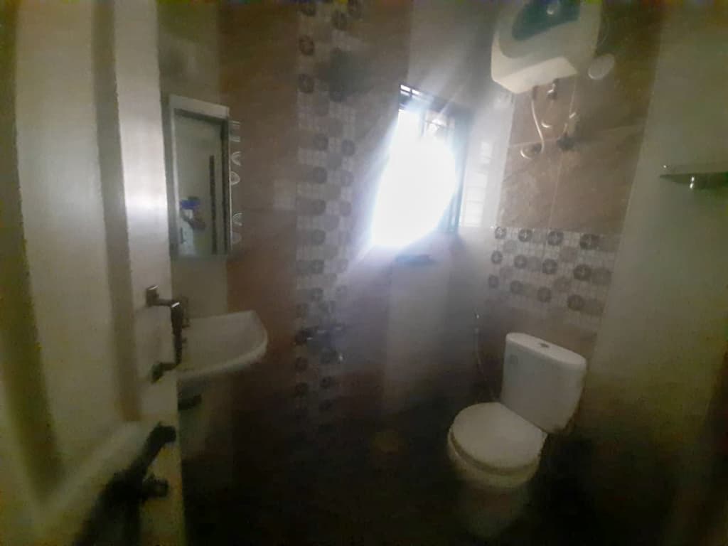 Property Photos 9