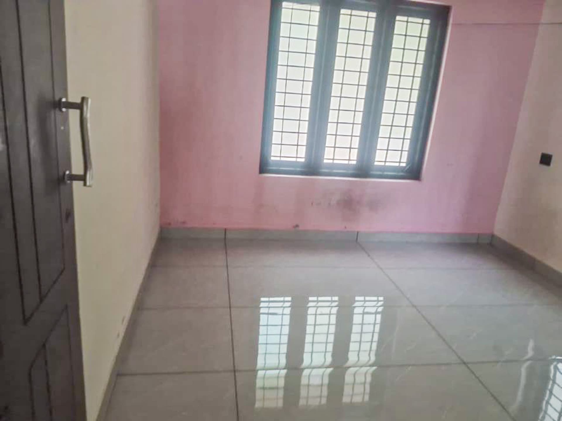 Property Photos 12