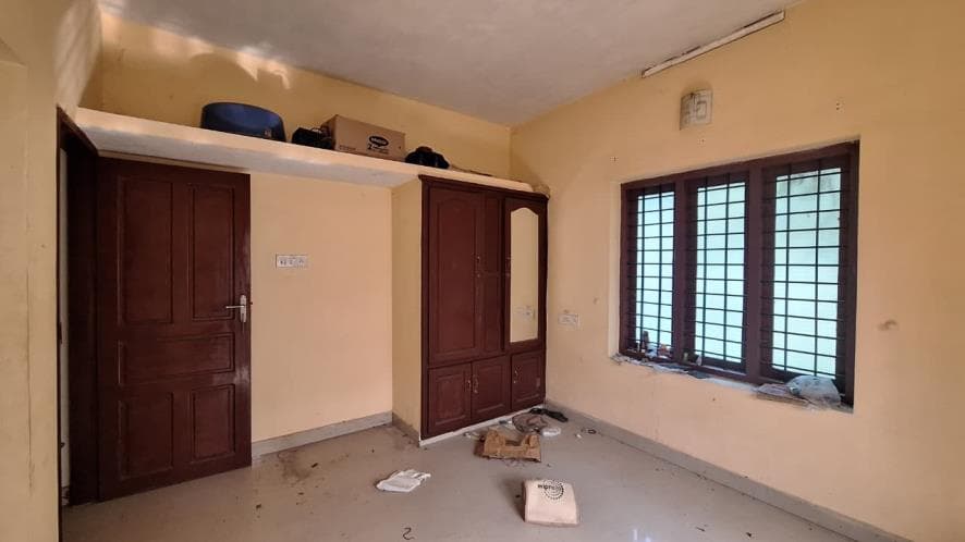 Property Photos 25