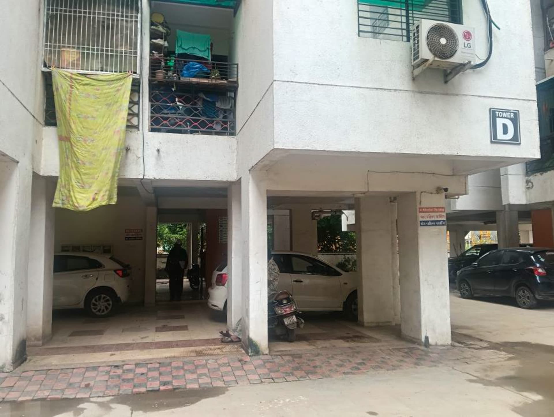 Property Photos 7