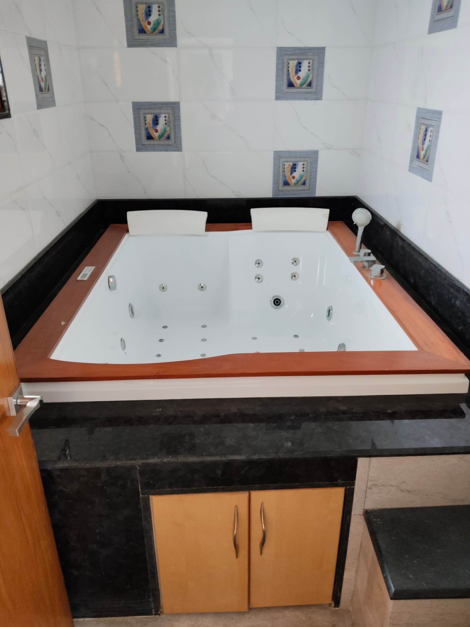 Property Photos 5