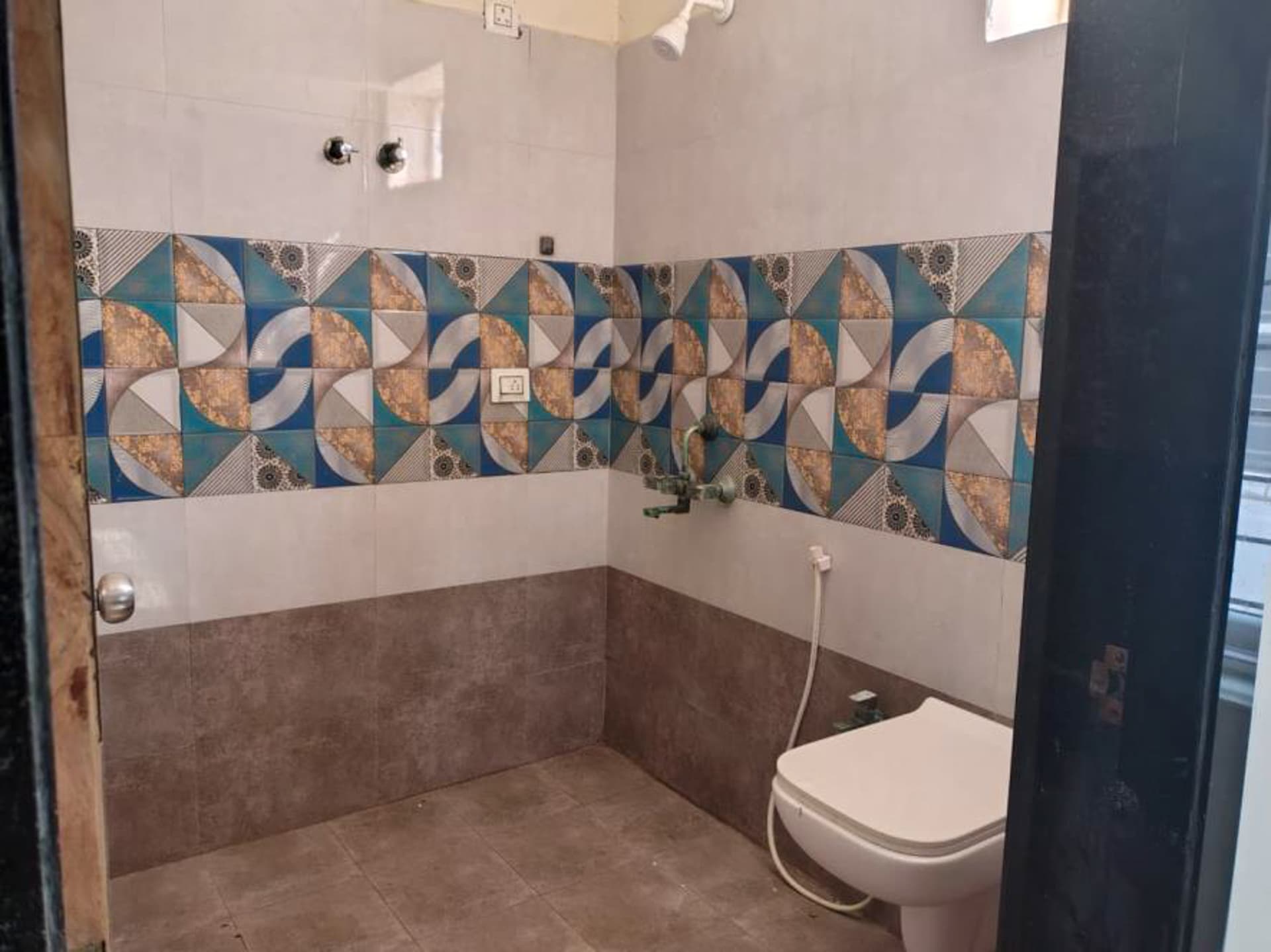 Property Photos 7