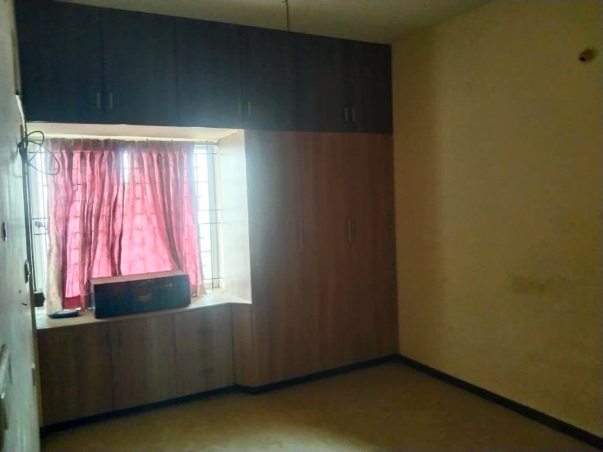 Property Photos 25