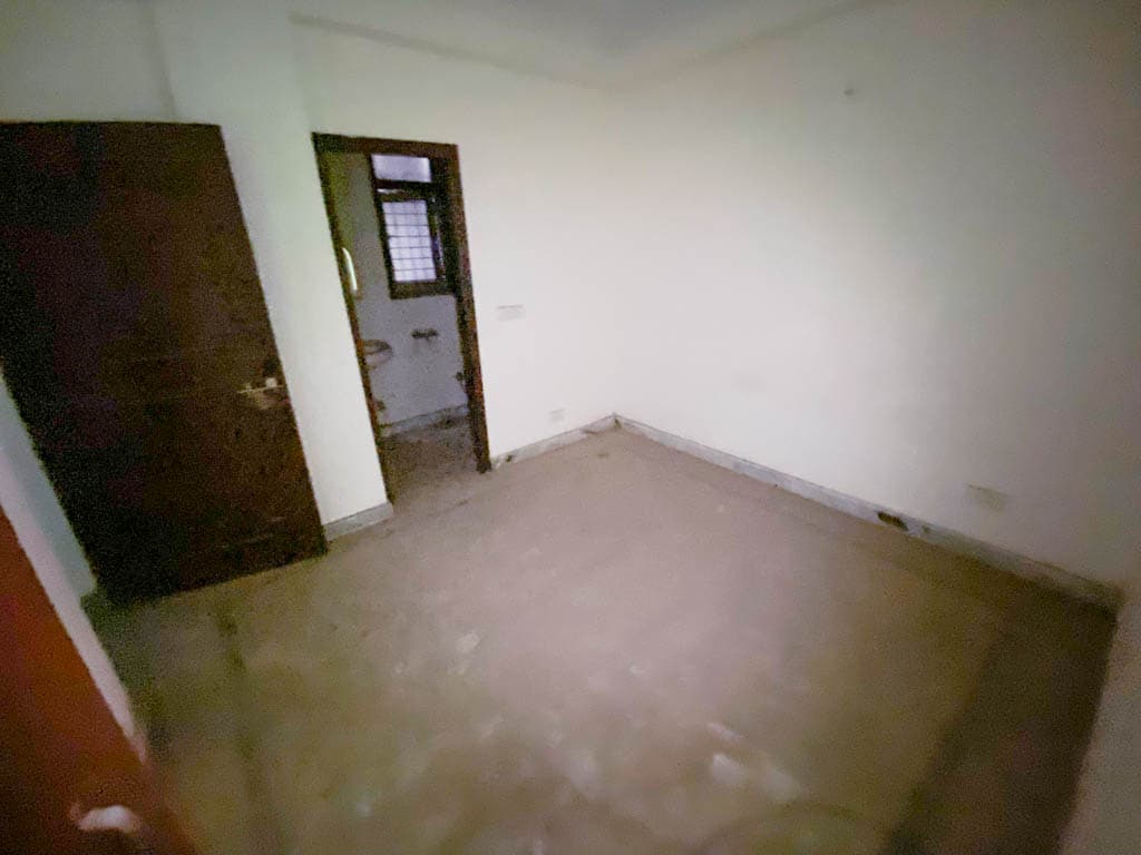Property Photos 33