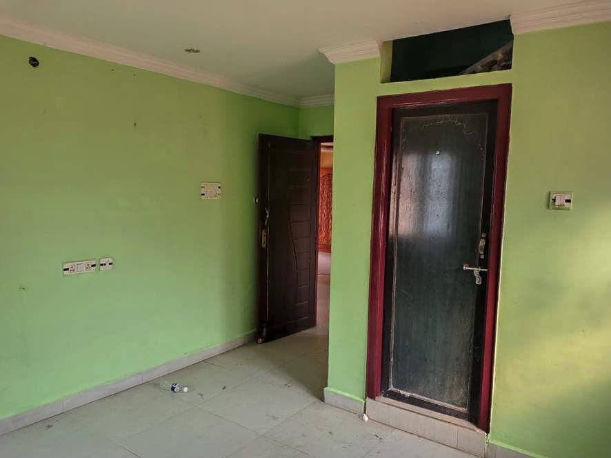 Property Photos 6
