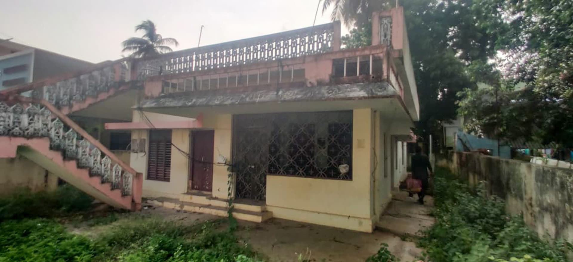 Property Photos 6