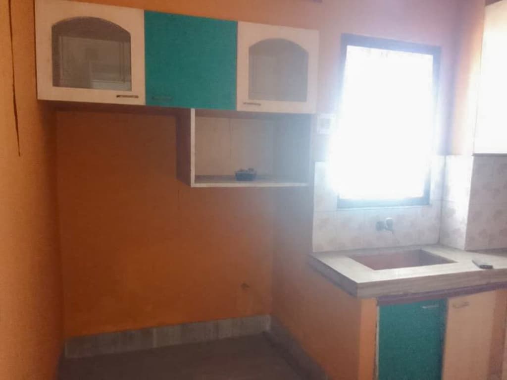 Property Photos 6