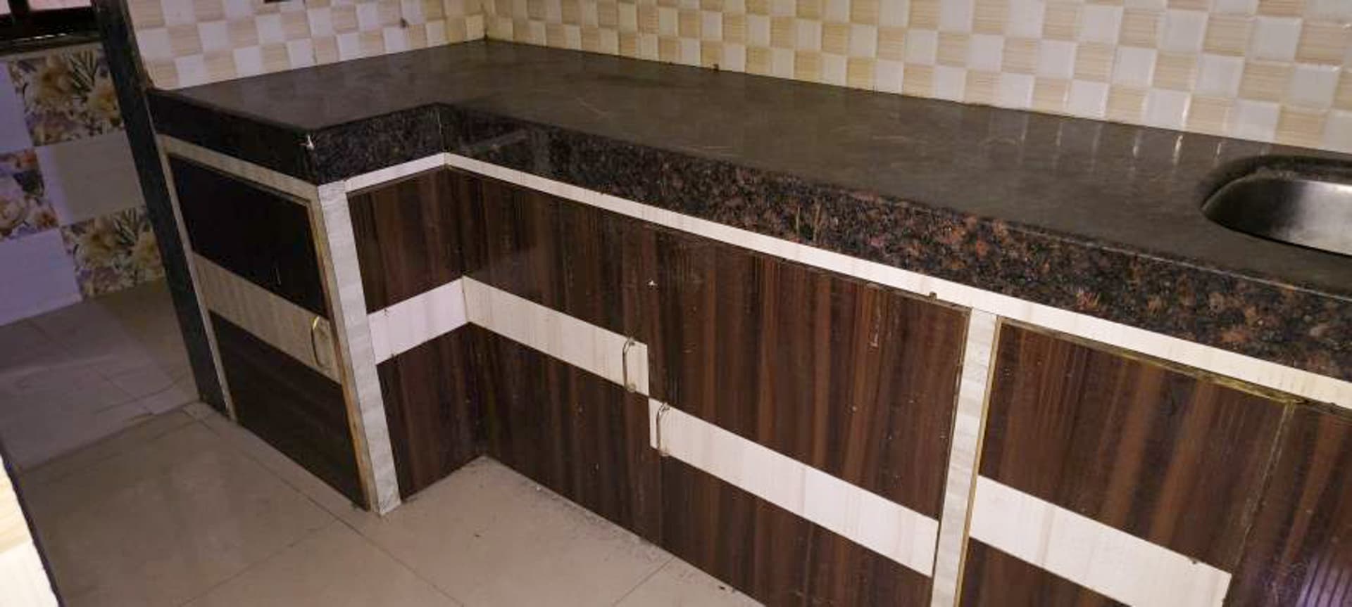 Property Photos 16