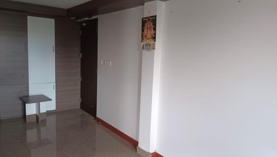 Property Photos 25