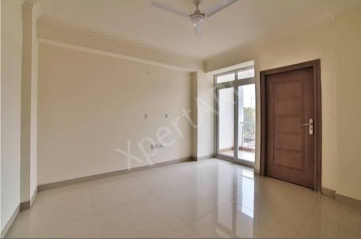 Property Photos 9