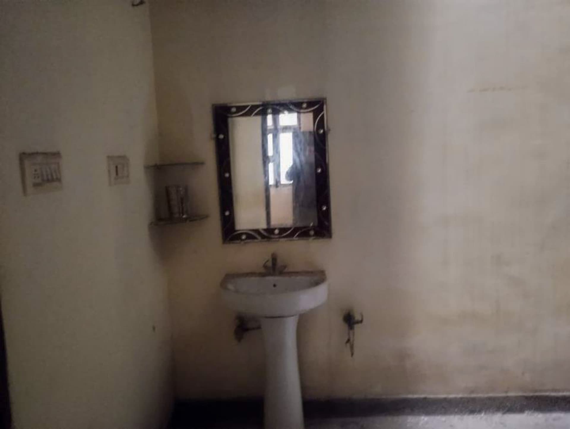 Property Photos 10