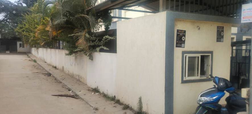 Property Photos 4
