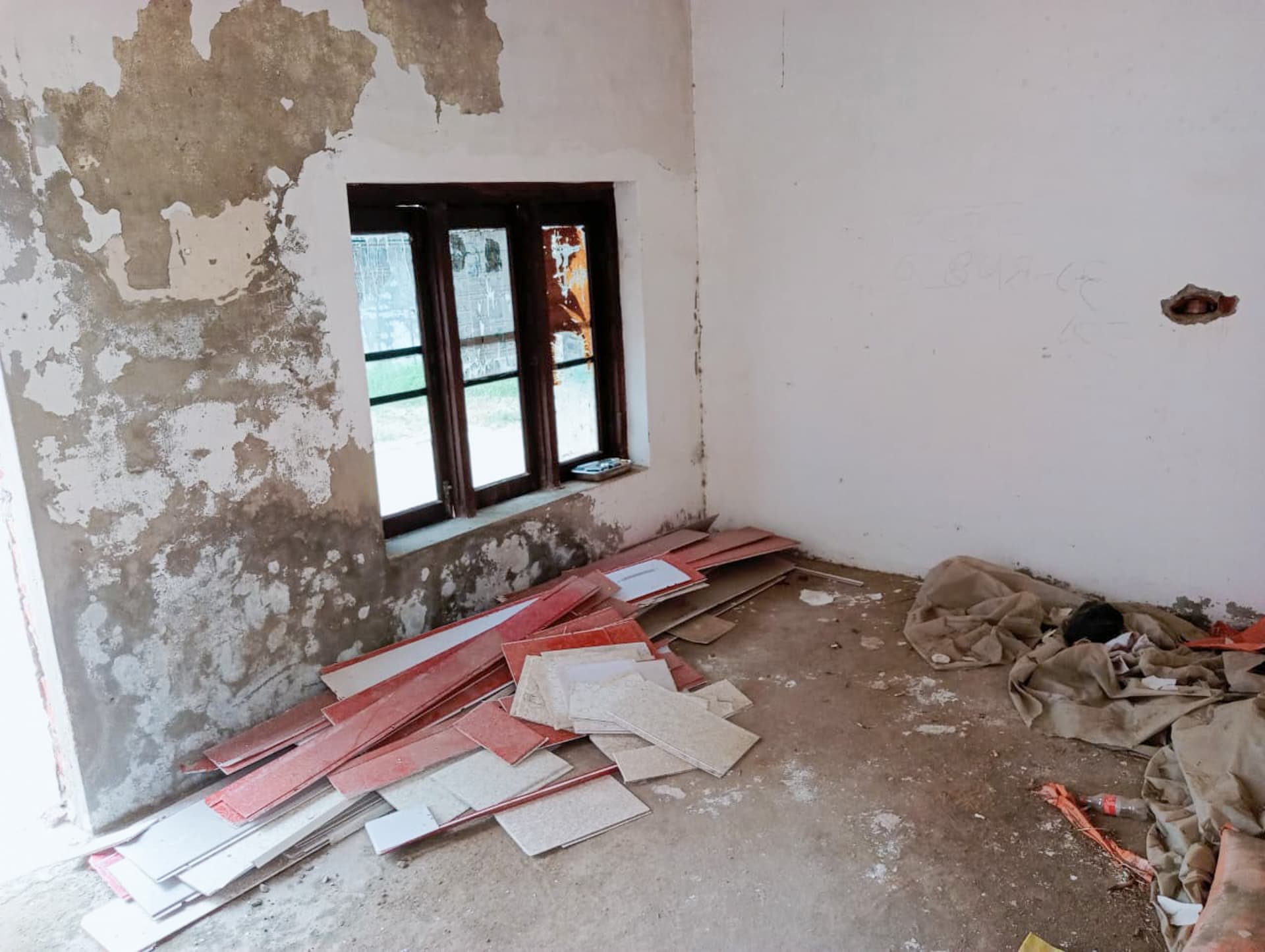 Property Photos 28