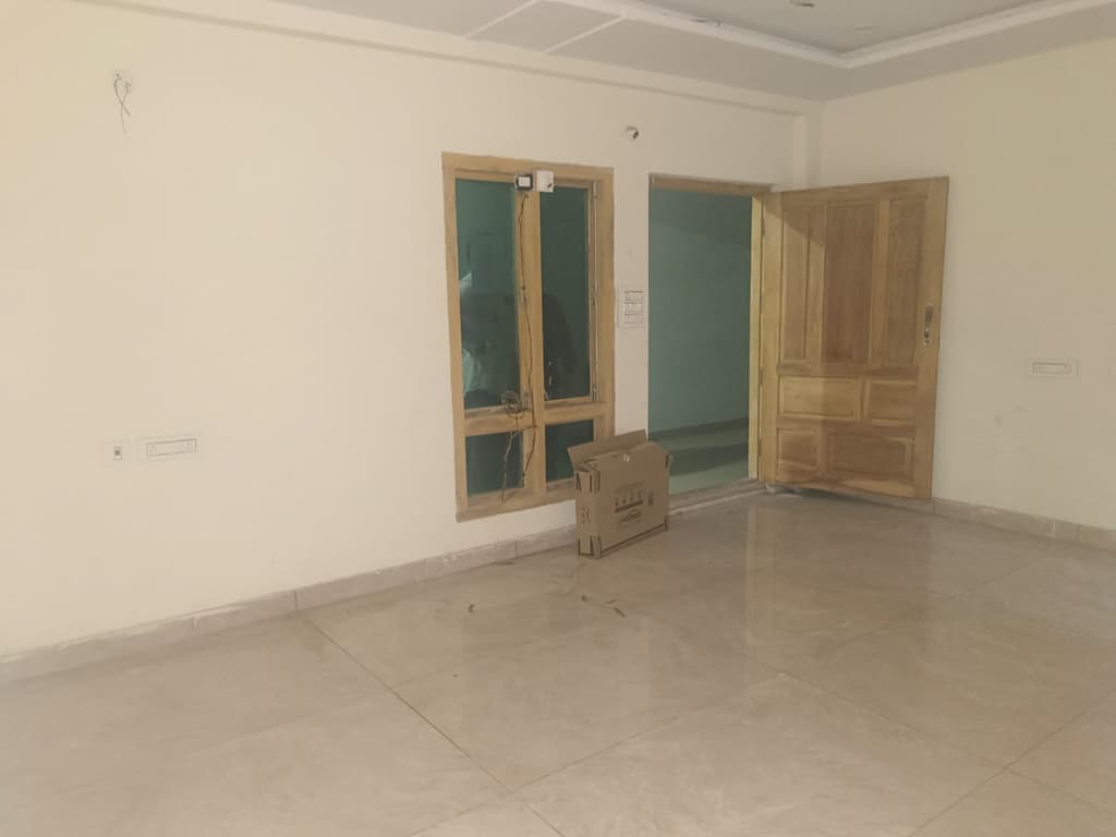 Property Photos 5