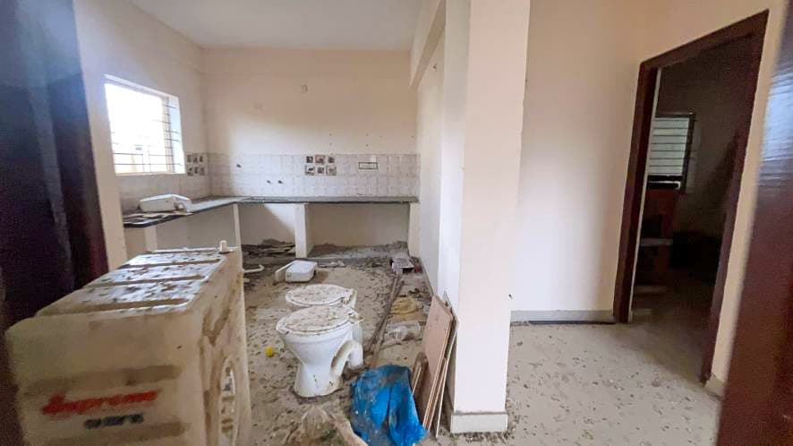 Property Photos 8
