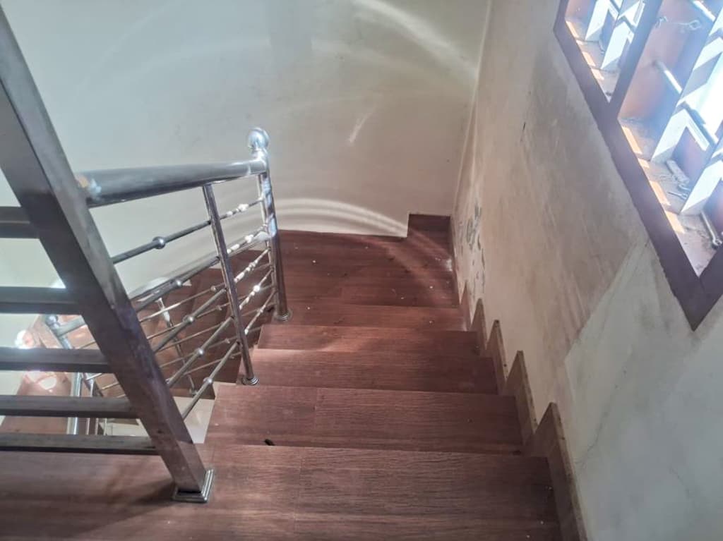 Property Photos 33