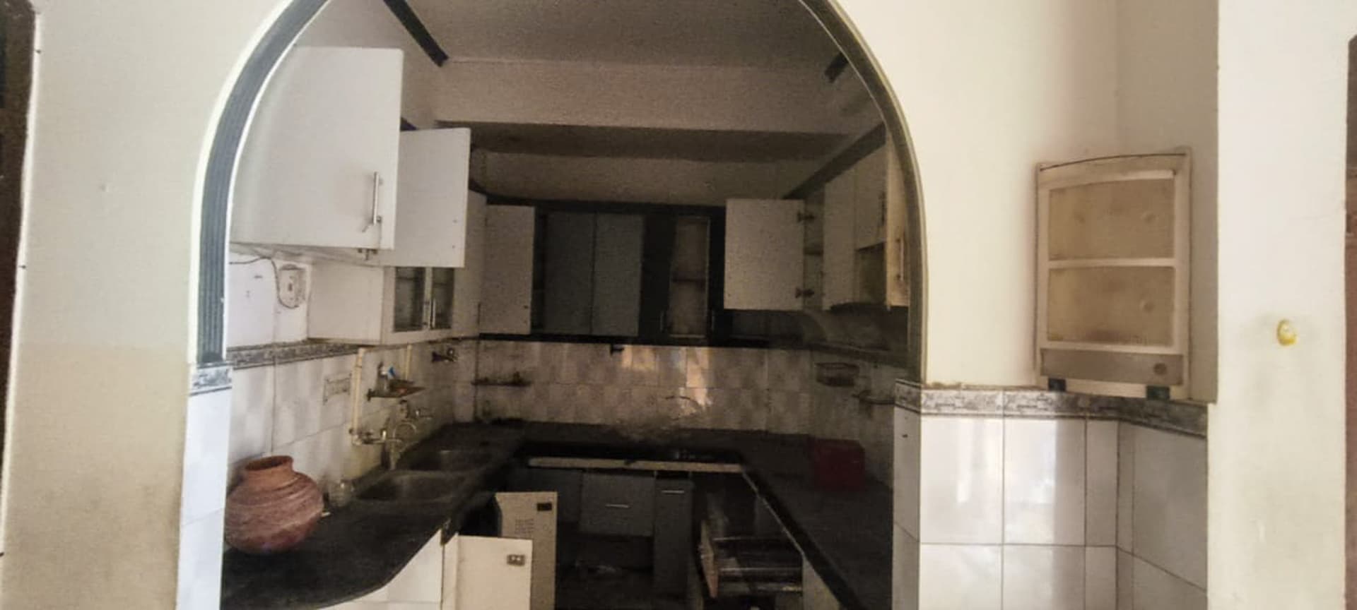 Property Photos 35
