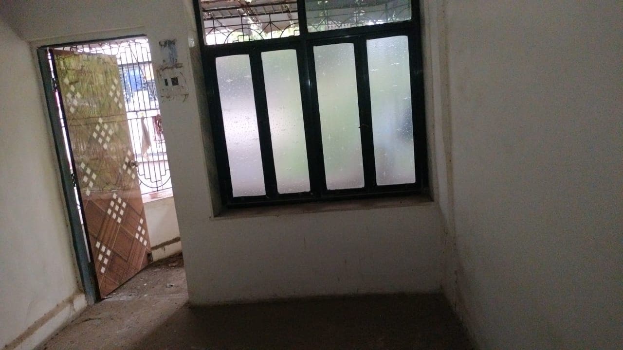 Property Photos 6