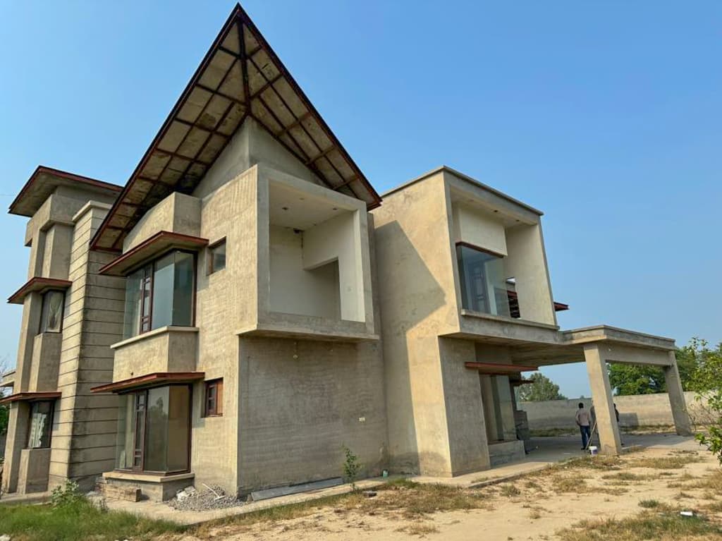 Property Photos 12