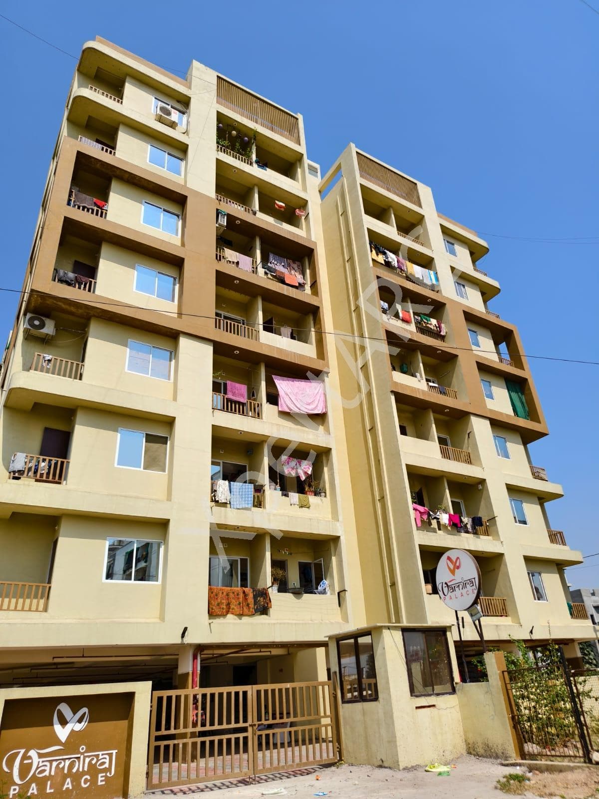Property Photos 9