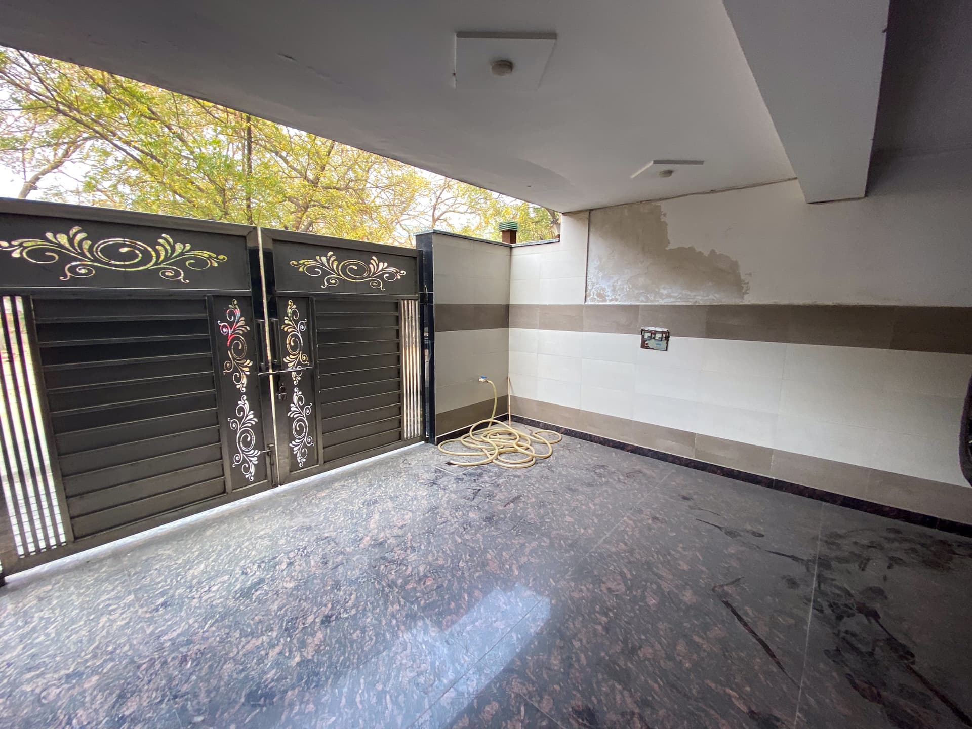 Property Photos 5