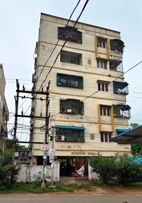 Property Photos 1