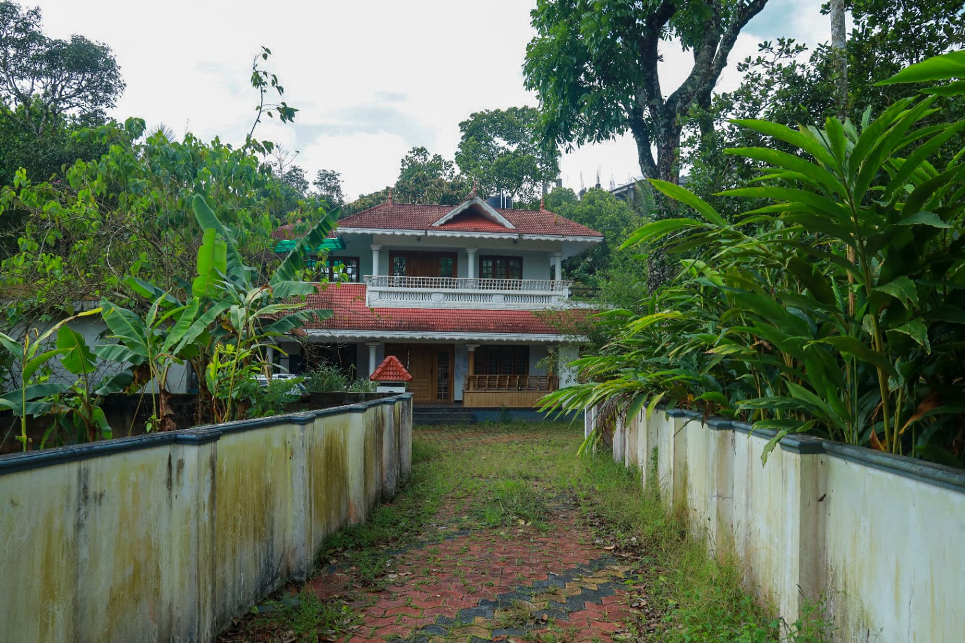 Property Photos 6