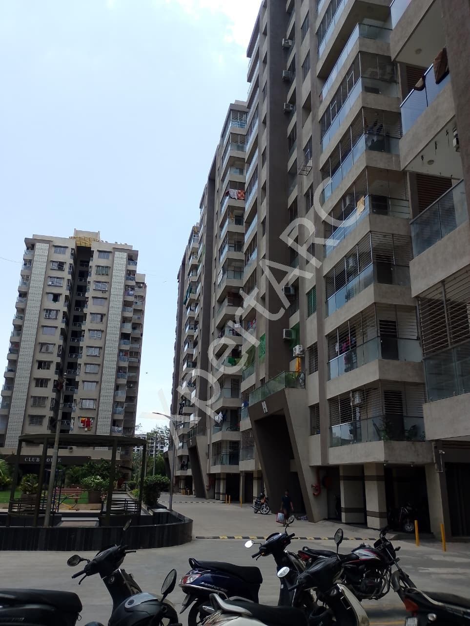 Property Photos 8