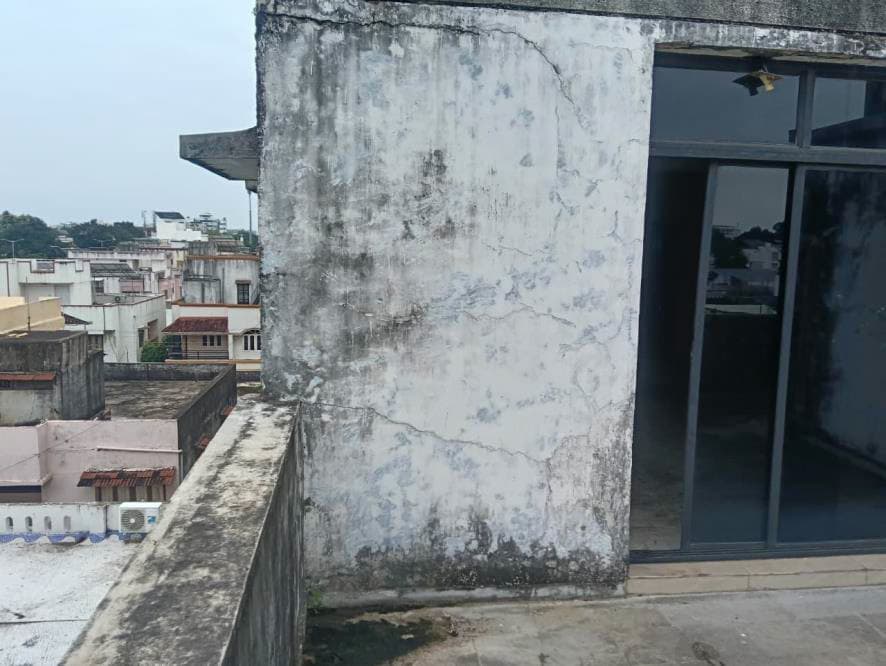 Property Photos 28