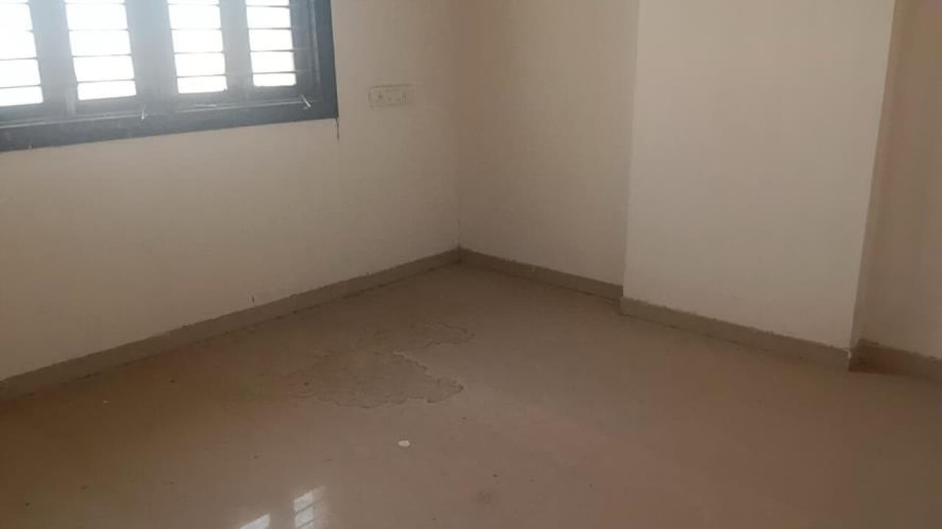 Property Photos 25