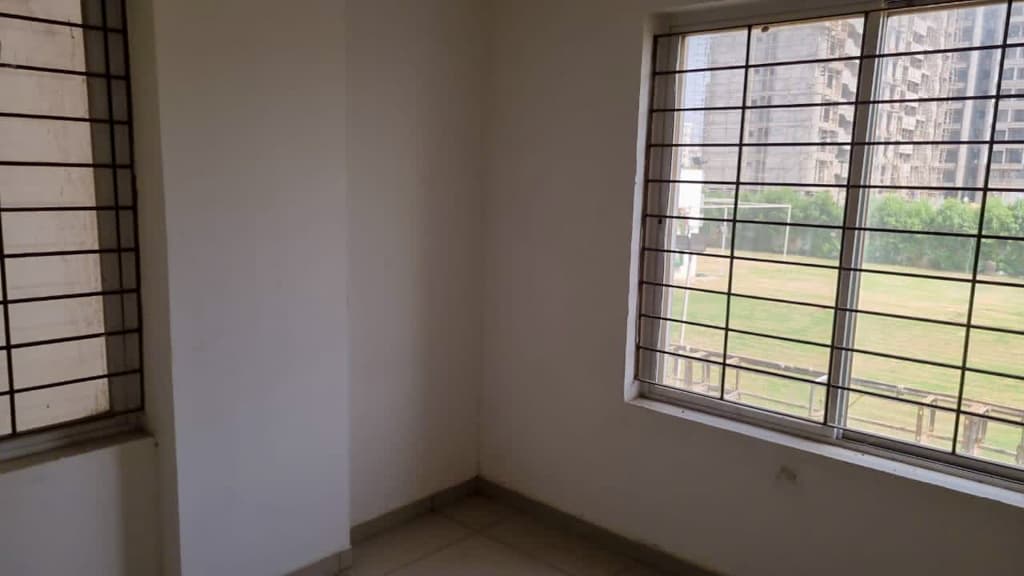 Property Photos 33
