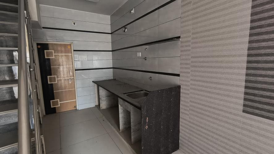 Property Photos 35
