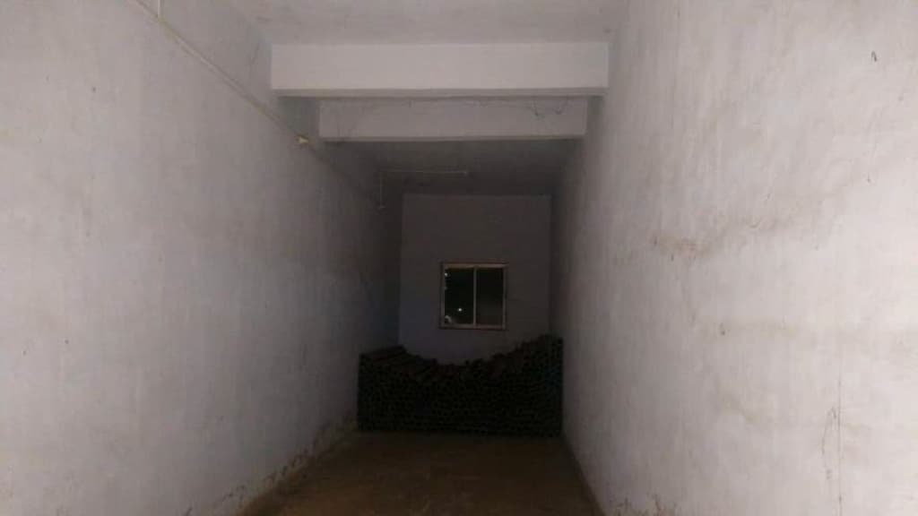 Property Photos 7